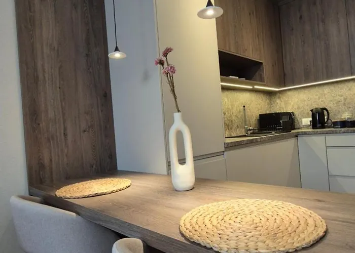 Apartament Luxurious Almond Apartment, Self Check-in 24h, Free Parking, Air-conditioning Poznań