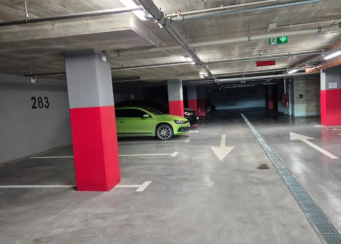 Luxurious Almond Apartment, Self Check-in 24h, Free Parking, Air-conditioning *